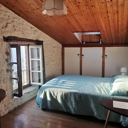 Le clos du treuil Séjour chez l'habitant *